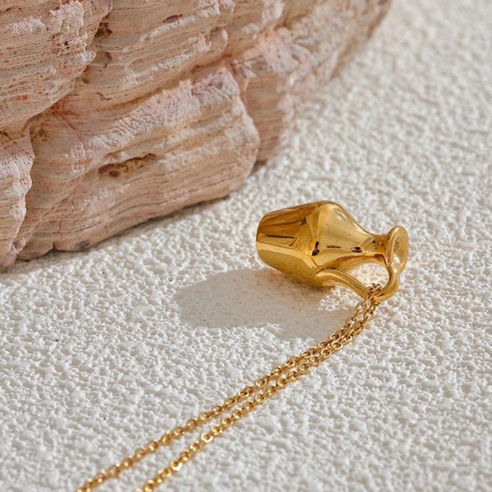 Amphora Gold Necklace