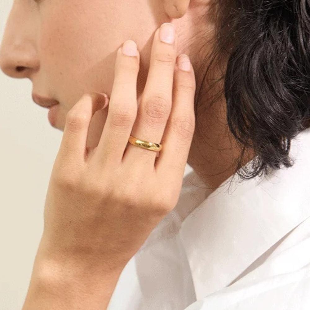 Classic Gleam Ring