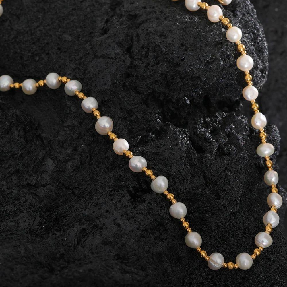 Isla Pearl Necklace