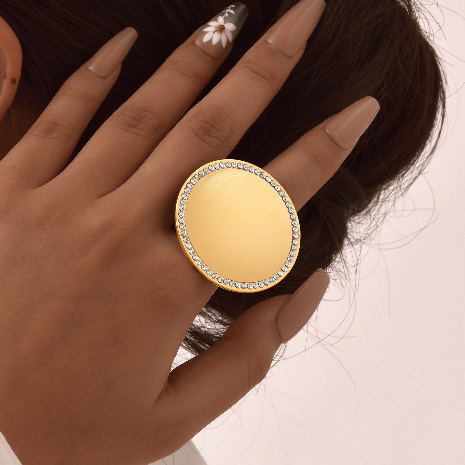 Round Statement Ring