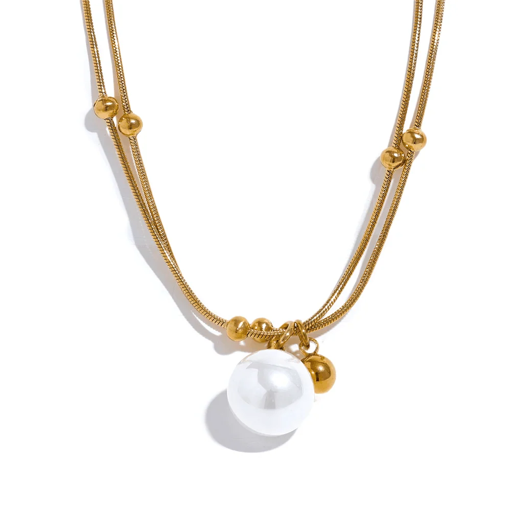 Vera Pearl Drop Necklace